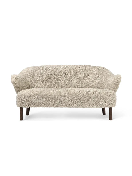 Ingeborg Soffa från Audo Copenhagen - Fåreskind / Off white / Ek - Jacobsen Plus