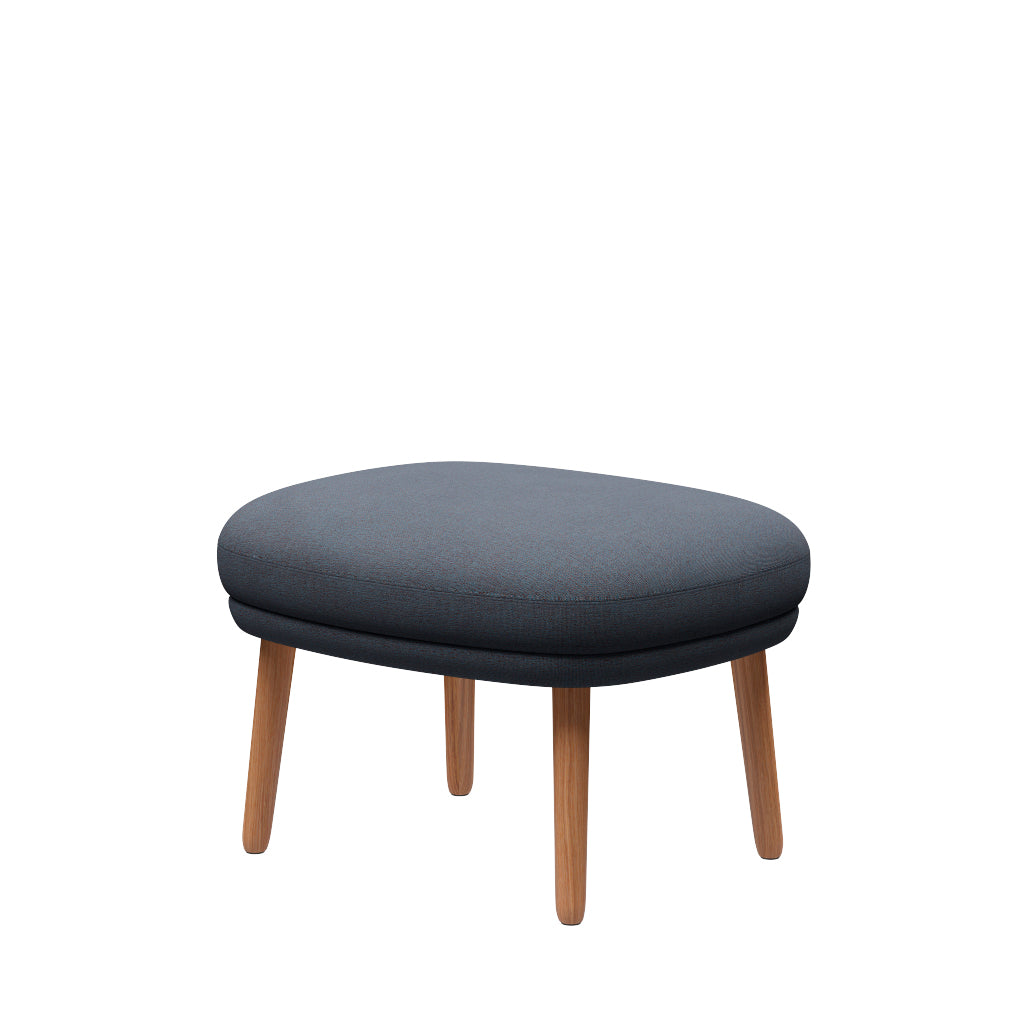 Fri Pall med stomme i ek från Fritz Hansen - Christianshavn - 1150 Orange/Blue - Jacobsen Plus