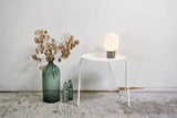 JWDA Concrete Bordslampa från Audo Copenhagen - 4 - Jacobsen Plus