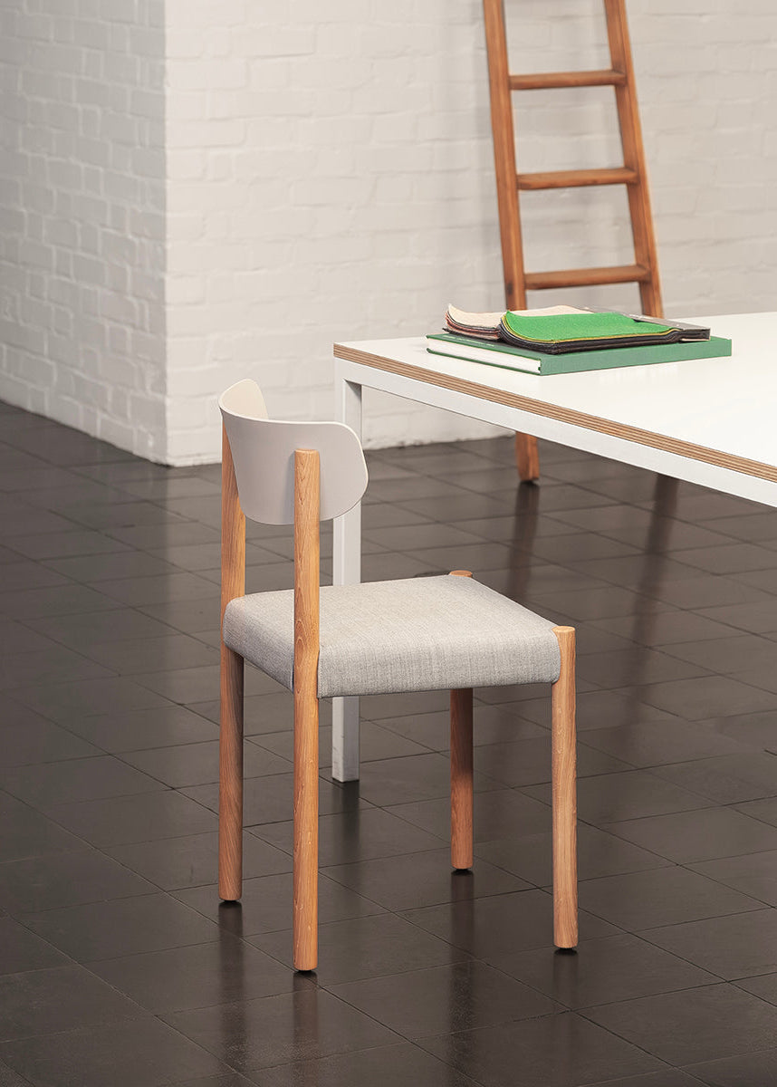 Pack Chair 11, oljad ek från HAY - 1 - Jacobsen Plus