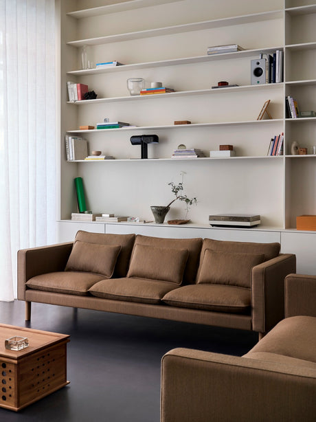 Jota 3-sits Soffa, vidar 146 från Fredericia Furniture - Uden Armhynder - Jacobsen Plus