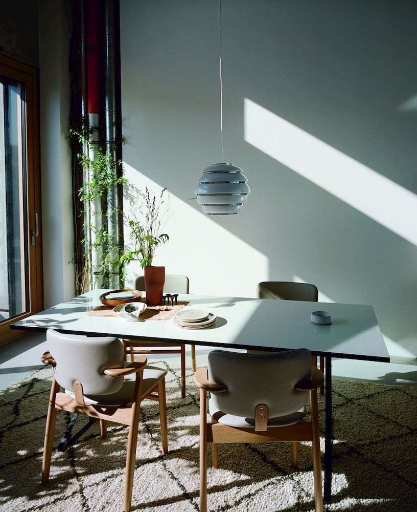 Domus Chair, klädd från Artek