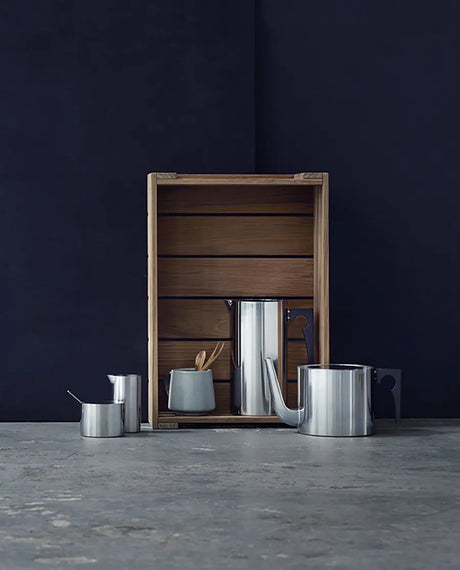Arne Jacobsen Tekanna, 1.25 l från Stelton - 3 - Jacobsen Plus