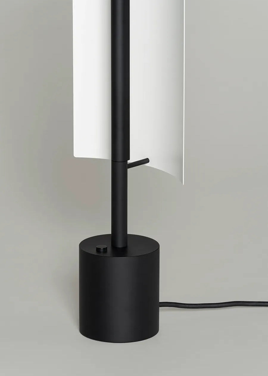 Lámina 45 Bordslampa från Santa and Cole - 2 - Jacobsen Plus