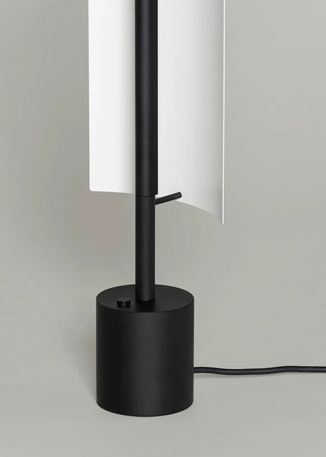 Lámina 45 Bordslampa från Santa and Cole - 2 - Jacobsen Plus
