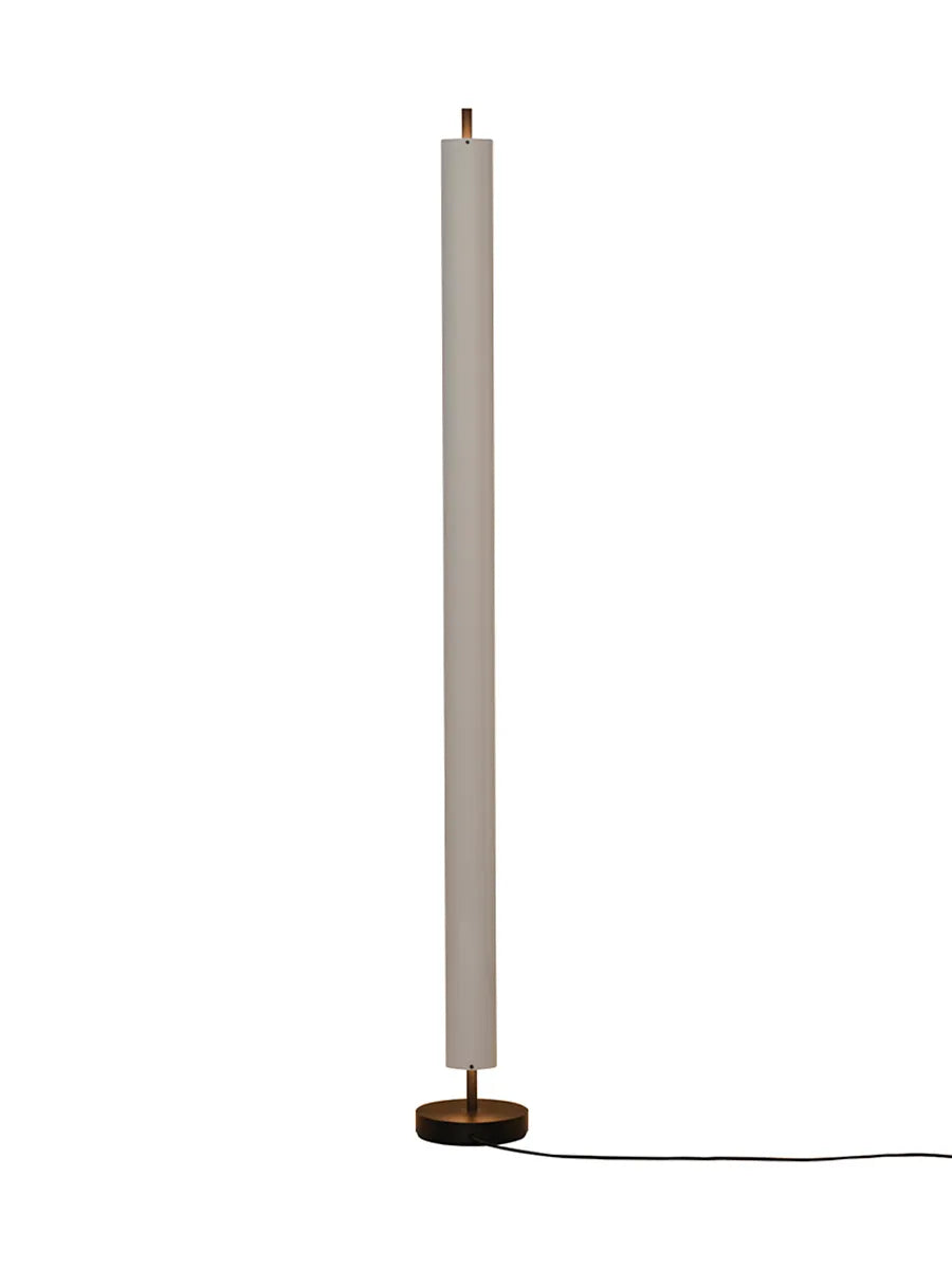 Lámina 165 Golvlampa från Santa and Cole - 6 - Jacobsen Plus
