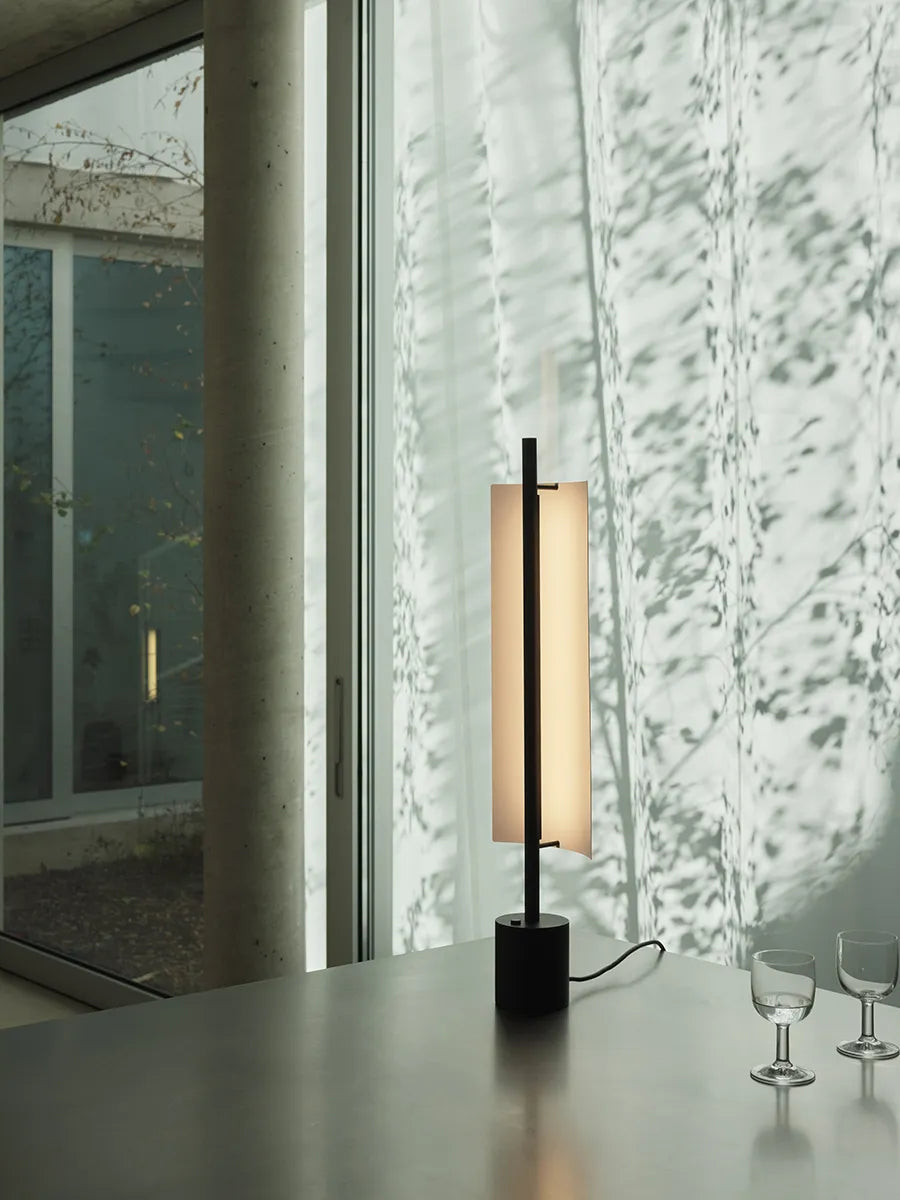 Lámina 45 Bordslampa från Santa and Cole - 6 - Jacobsen Plus