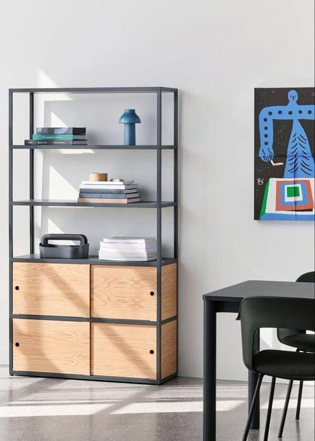New Order bokhylla, kombination 503 från Hay - Charcoal - Jacobsen Plus