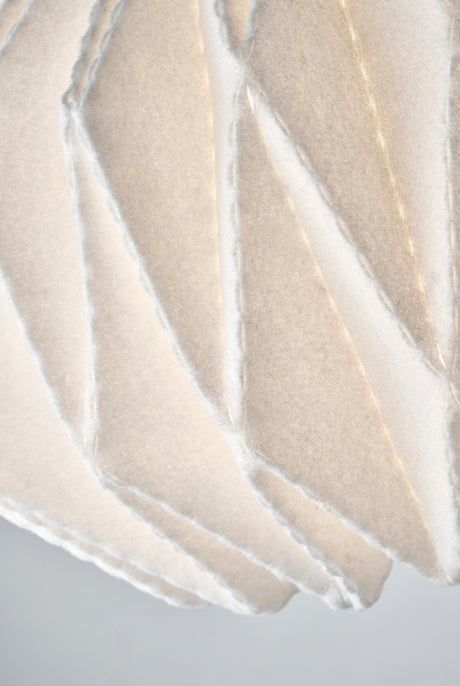 Softly Pleated I pendel S i mässing, vit från Le Klint - 4 - Jacobsen Plus