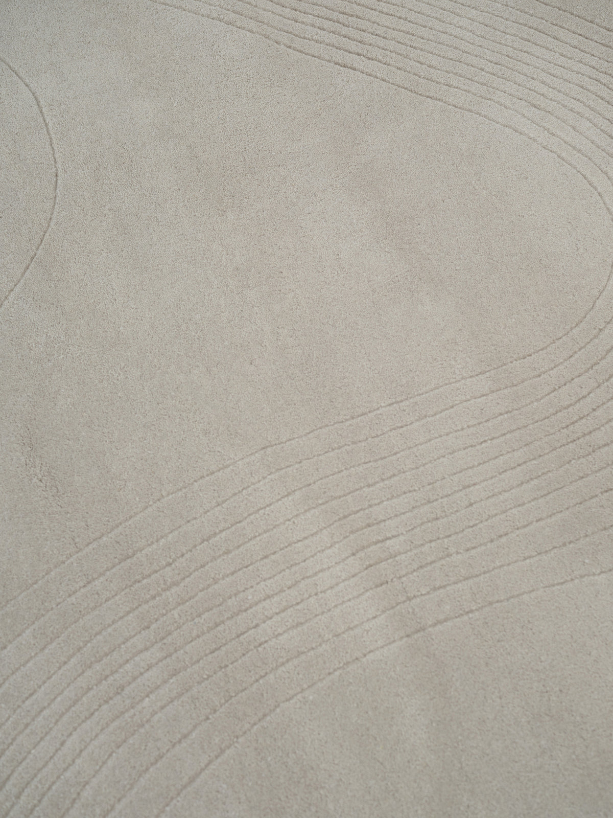 Fluid Arc Matta, Chalk från Linie Design - 3 - Jacobsen Plus