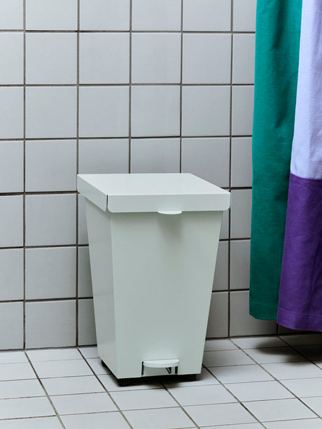 Loop Bin, 8 L från Hay - Dämpad mintgrön - Jacobsen Plus