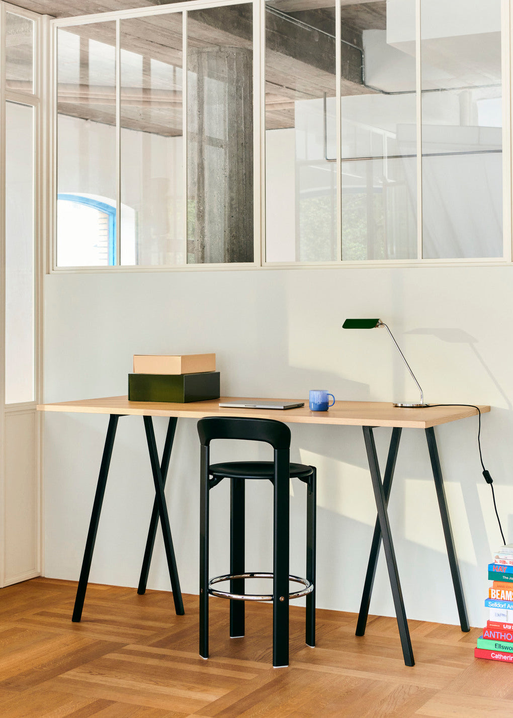 Loop Stand högt bord, 160 cm från HAY - 1 - Jacobsen Plus