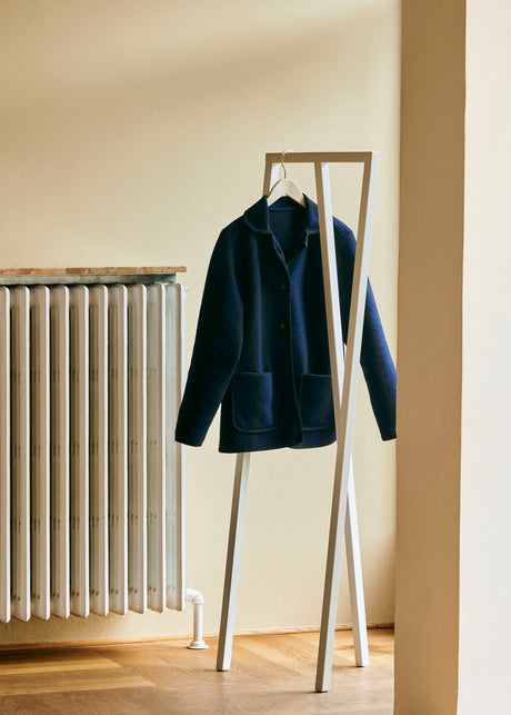 Loop Stand Hall från HAY - Svart - Jacobsen Plus