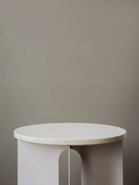 Androgyne Side Table från Audo Copenhagen - Black - Jacobsen Plus