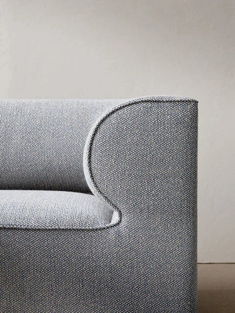 Eave Sofa 2-sits Konfiguration 1 från Audo Copenhagen - Bouclé 02 - Jacobsen Plus