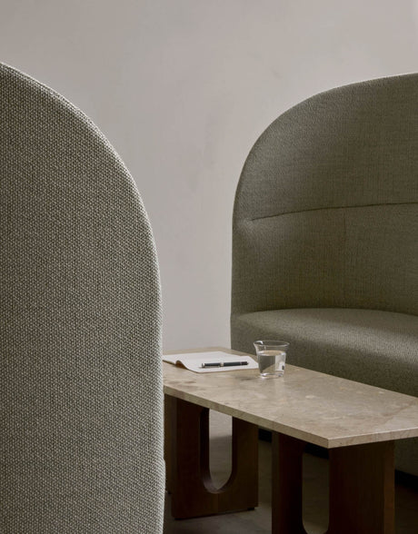 Androgyne Loungebord, Kunis Breccia / Trä från Audo Copenhagen - Naturfärgad ek - Jacobsen Plus