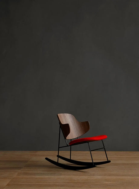 The Penguin Rocking Chair, Klädd från Audo Copenhagen - Walnut / Re-wool 218 - Jacobsen Plus