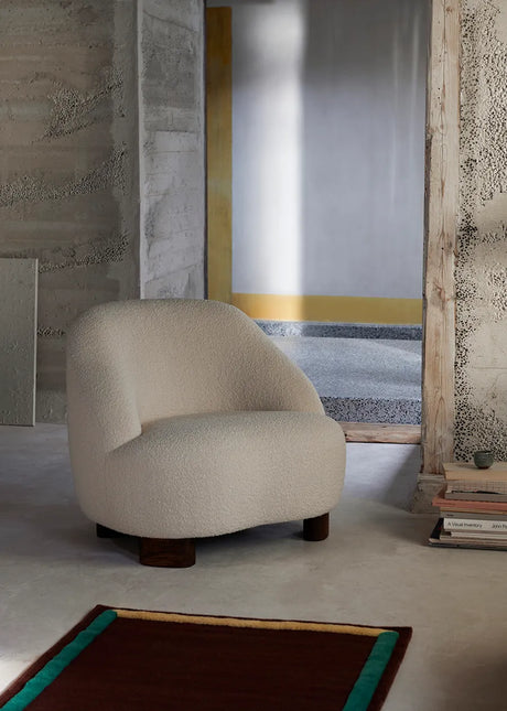 Margas LC1 loungestol från &Tradition - Karakorum 001 / Sortbejdset eg - Jacobsen Plus