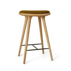 High Stool, oljad ek, Kvadrat Baru 0450, 69 cm låg barstol från Mater