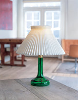 343 Bordslampa, grön från Le Klint - 2 - Jacobsen Plus