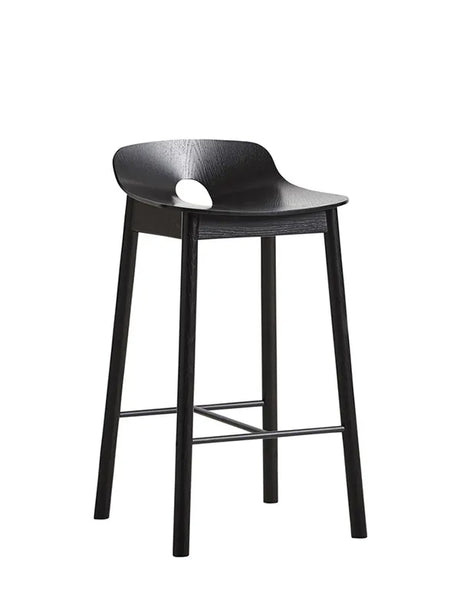 Mono Bar Stool från Woud - Lav (sædehøjde 65 cm) / Svart - Jacobsen Plus