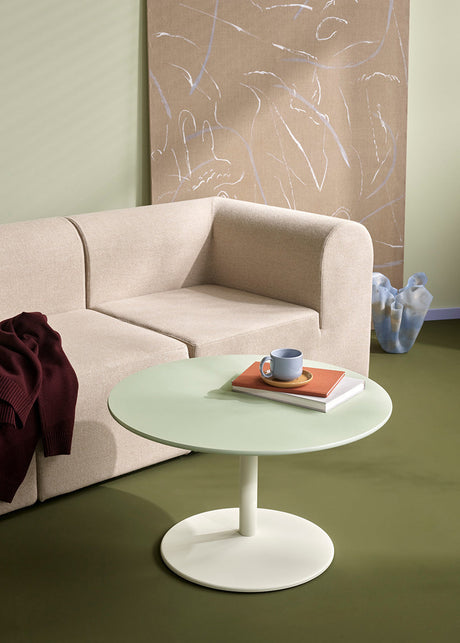 Panton Soffbord, Ø60 cm från Montana - Pistachio linoleum / Pomelo stel - Jacobsen Plus