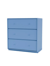 Carry Byrå inkl. sockel från Montana - Azure / Sokkel 3 cm - Jacobsen Plus