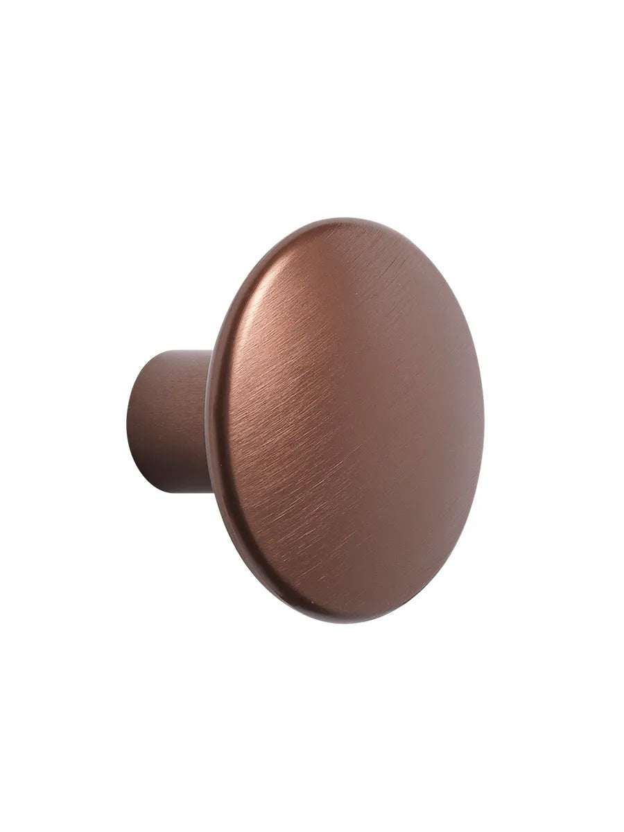 Dots Metal från Muuto - Mellem / Umber - Jacobsen Plus