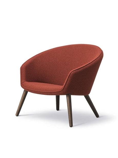 Ditzel Lounge Chair från Fredericia Furniture - Stofgruppe 1 / Ek lak - Jacobsen Plus