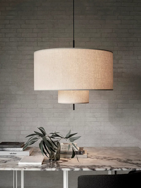 Margin pendel Ø90 från New Works - Beige Kanvas - Jacobsen Plus