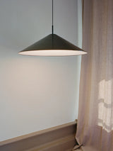 Brolly Pendellampa, Ø70 cm från New Works - 2 - Jacobsen Plus