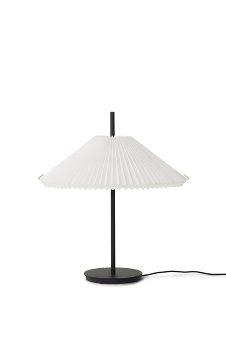 New Works Nebra bordslampa - Jacobsen Plus