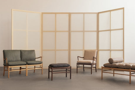 OW149-2 Colonial Soffa i oljad ek, Terra-läder av Ole Wanscher - Terra Jade 20368 - Jacobsen Plus