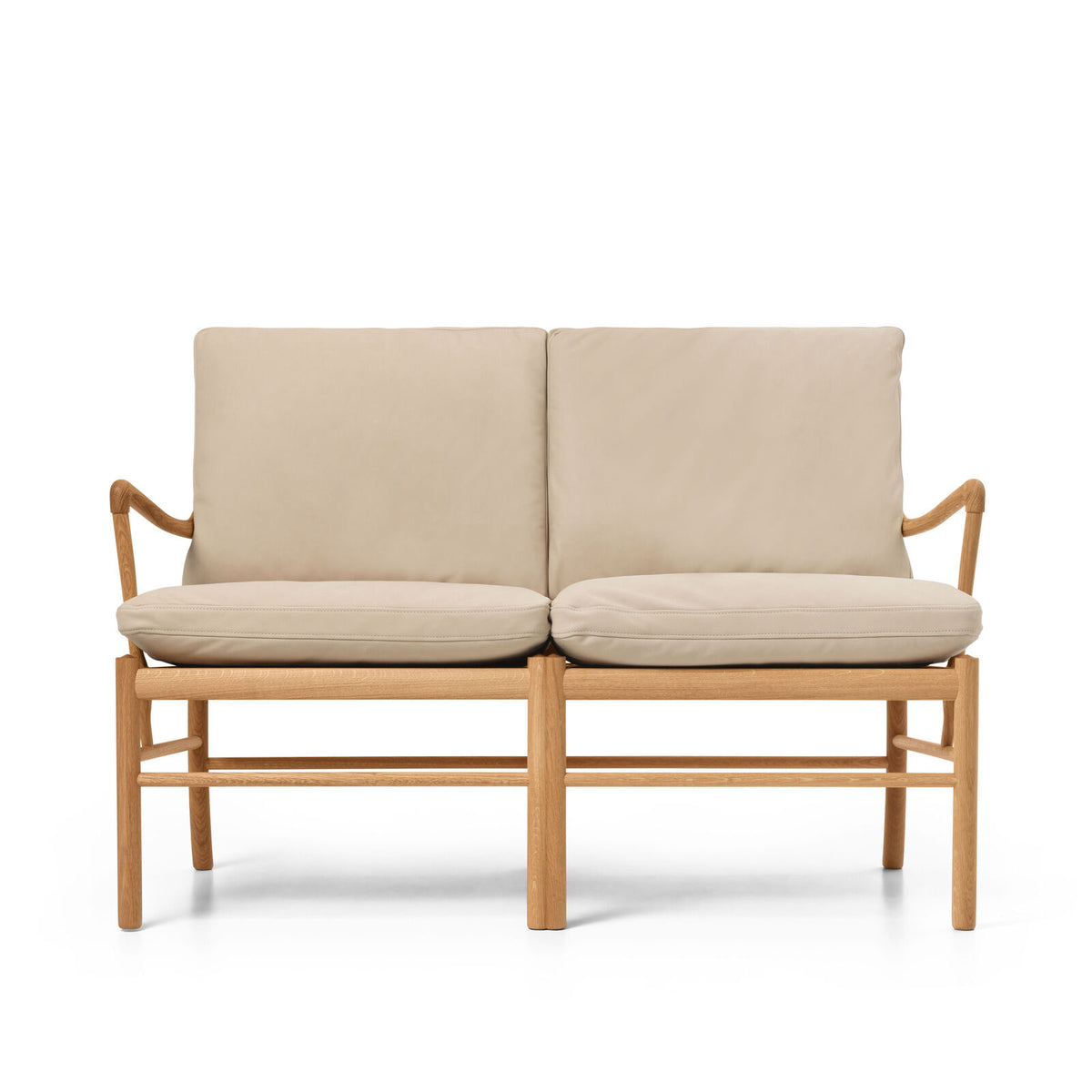 OW149-2 Colonial Soffa i oljad ek, Terra-läder av Ole Wanscher - Terra Lime 20365 - Jacobsen Plus