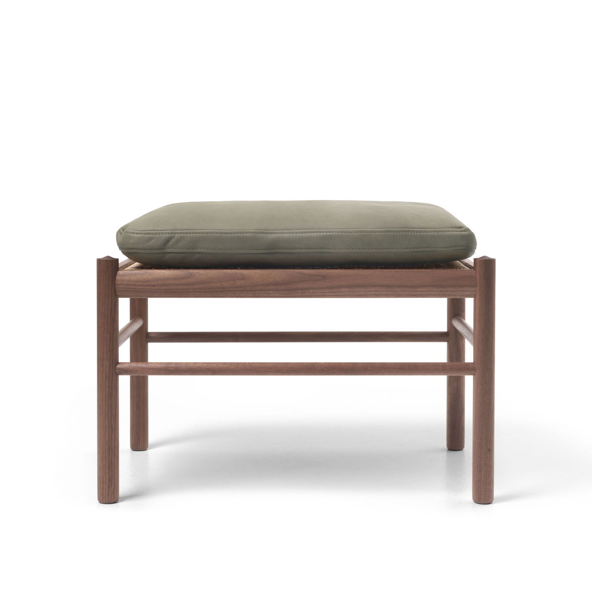 OW149F Fotpall för Colonial fåtölj, valnötsolja, Terra-läder av Ole Wanscher - Terra Jade 20368 - Jacobsen Plus