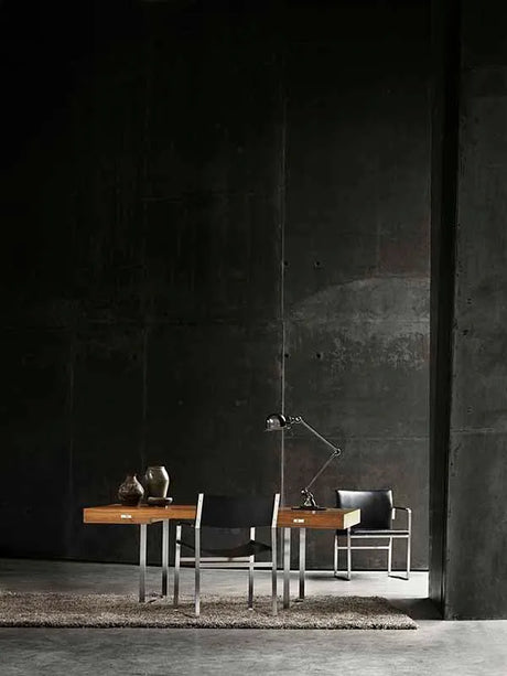 CH110 Skrivbord av Hans J. Wegner - Ek / Lak - Jacobsen Plus