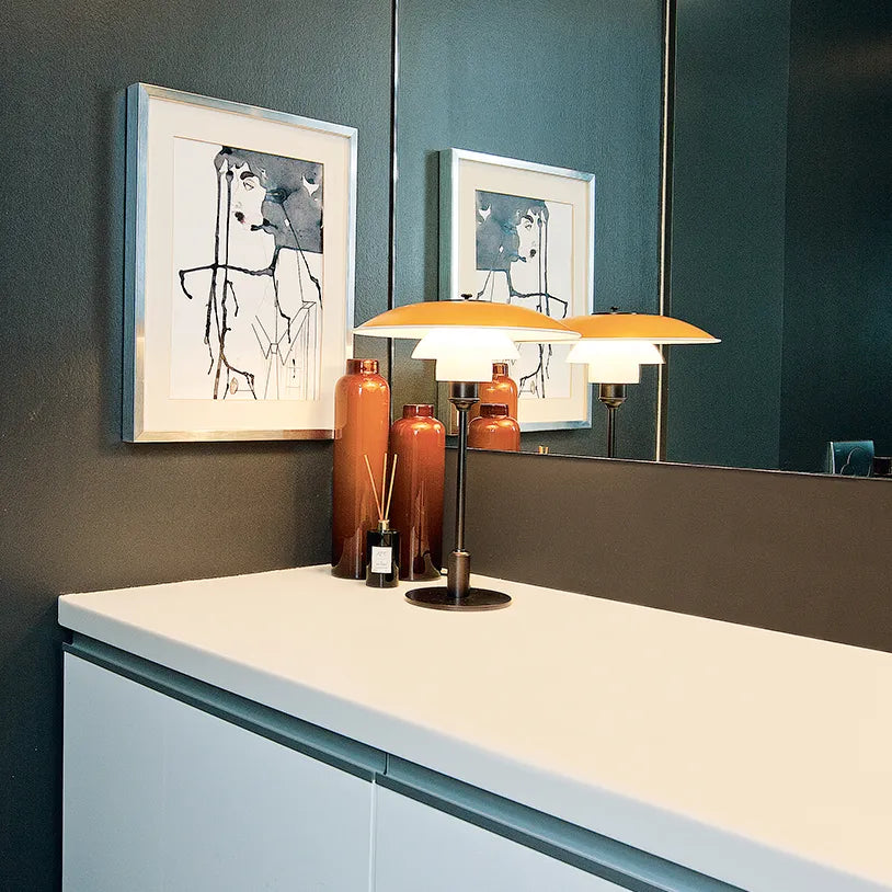 PH 3½-2½ Bordslampa, gul av Poul Henningsen