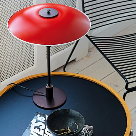 PH 3½-2½ Bordslampa, röd av Poul Henningsen - 3 - Jacobsen Plus