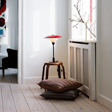 PH 3½-2½ Bordslampa, röd av Poul Henningsen - 4 - Jacobsen Plus