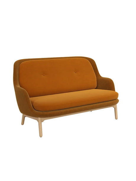 JH150 Fri Soffa från Fritz Hansen - Remix 422 - Vidar 472 - Jacobsen Plus