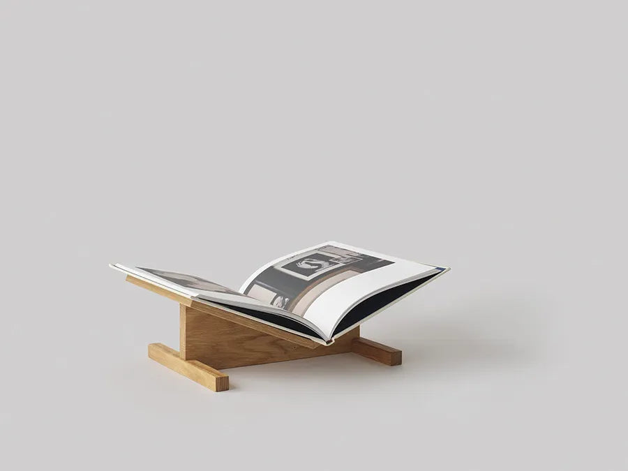 Page Bokställ, ek från New Mags - 3 - Jacobsen Plus