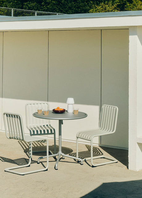 Palissade Cantilever-stol från HAY - Cream white - Jacobsen Plus