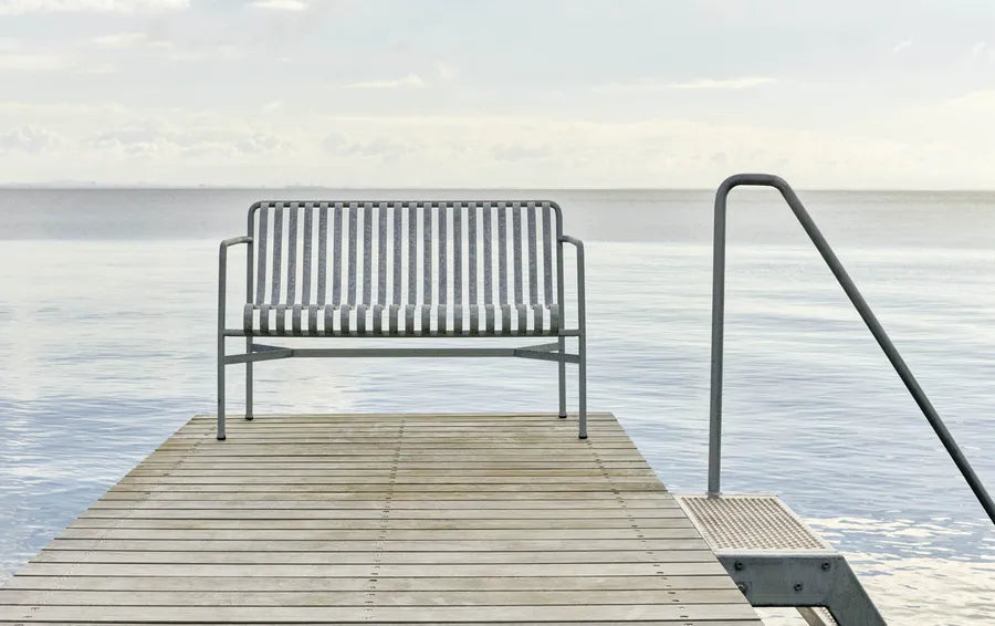 Palissade Dining Bench, varmförzinkad från Hay
