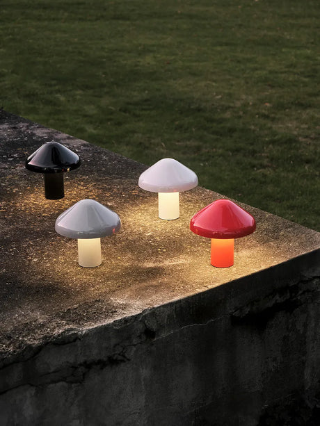 Pao Bärbar lampa från Hay - Cream white - Jacobsen Plus