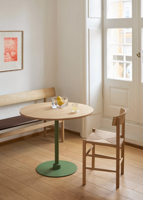 3171 bänk med ryggstöd av Børge Mogensen - Omni Black 301 / Ek sæbe - Jacobsen Plus