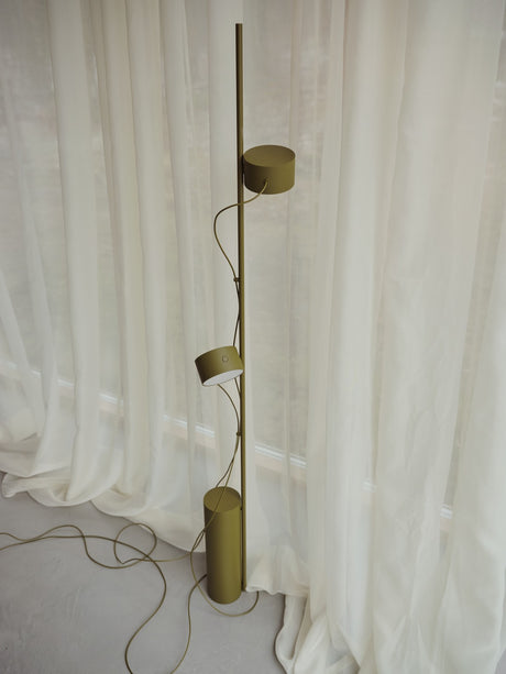 Post Golvlampa från Muuto - Black - Jacobsen Plus