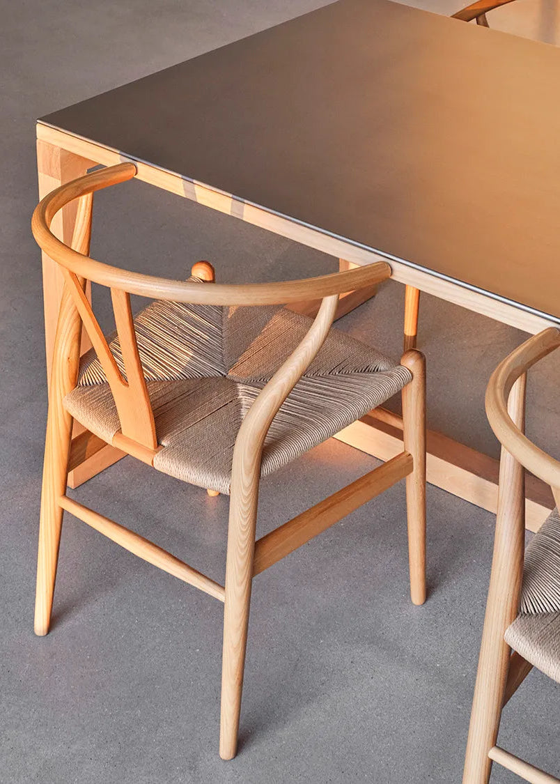 Y-stol CH24, Bok olja av Hans J. Wegner - 2 - Jacobsen Plus