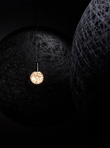 Random Light Pendel från Moooi - Svart / Ø50 - Jacobsen Plus