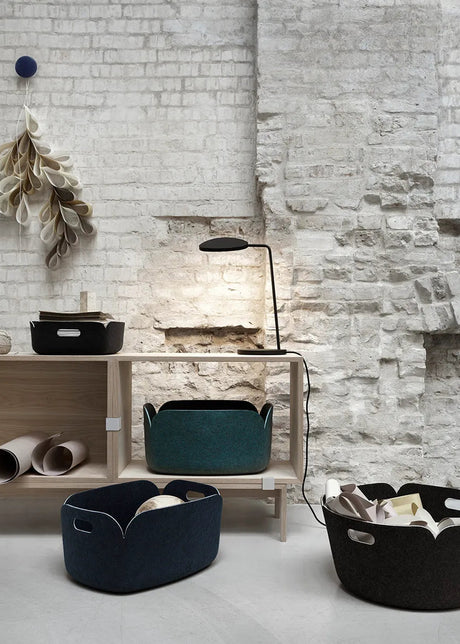Restore Round Basket från Muuto - Midnight Blue - Jacobsen Plus