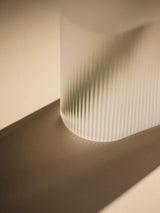 Ridge Vas, vitt frostat Glas från Muuto - 4 - Jacobsen Plus